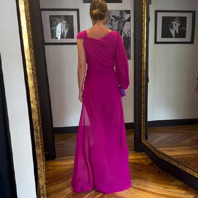 Fashion O Neck One Shoulder Party Dress Sexy Hollow Out Pleated Slim Women's Dress 2024 Elegant Temperament Solid Banquet Dress