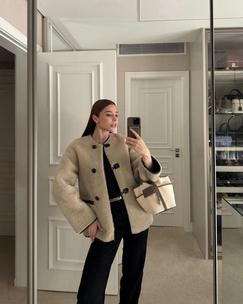 2024 Autumn Winter New Women's Lamb Wool Contrast Color Plush Warm Jacket Female Fashion Single Breasted Loose Jackets