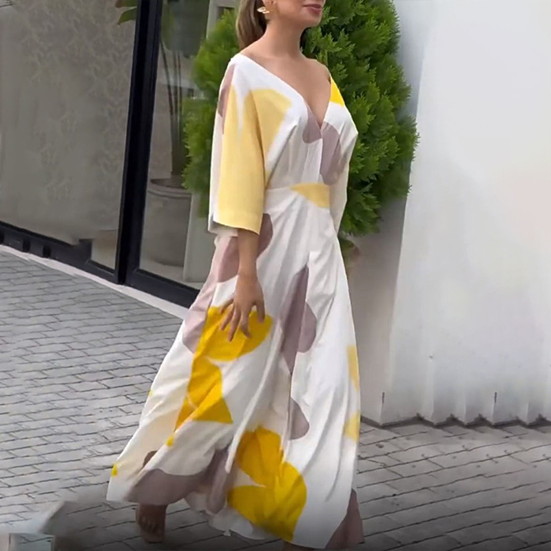 New Fashion Pattern Printed Waist Commuter Dress Ladies Deep V Pleated Long Dress Casual Color Block High Street Party Dresses